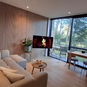 https://priv-studio-in-groene-omgeving-fietsen-parkeerplaats-inbegrepen.bruges-hotels.info